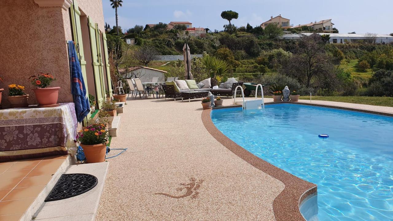 Studio-Mezzanine Dans Villa Cagnes-sur-Mer Exteriér fotografie